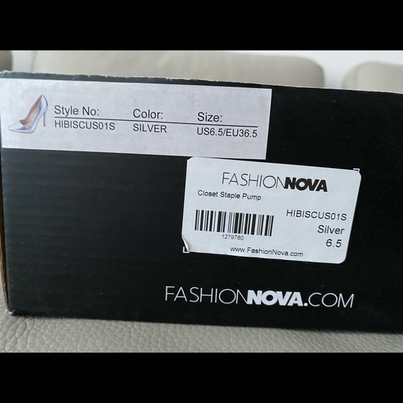 Fashionnova heels - Picture 5 of 6